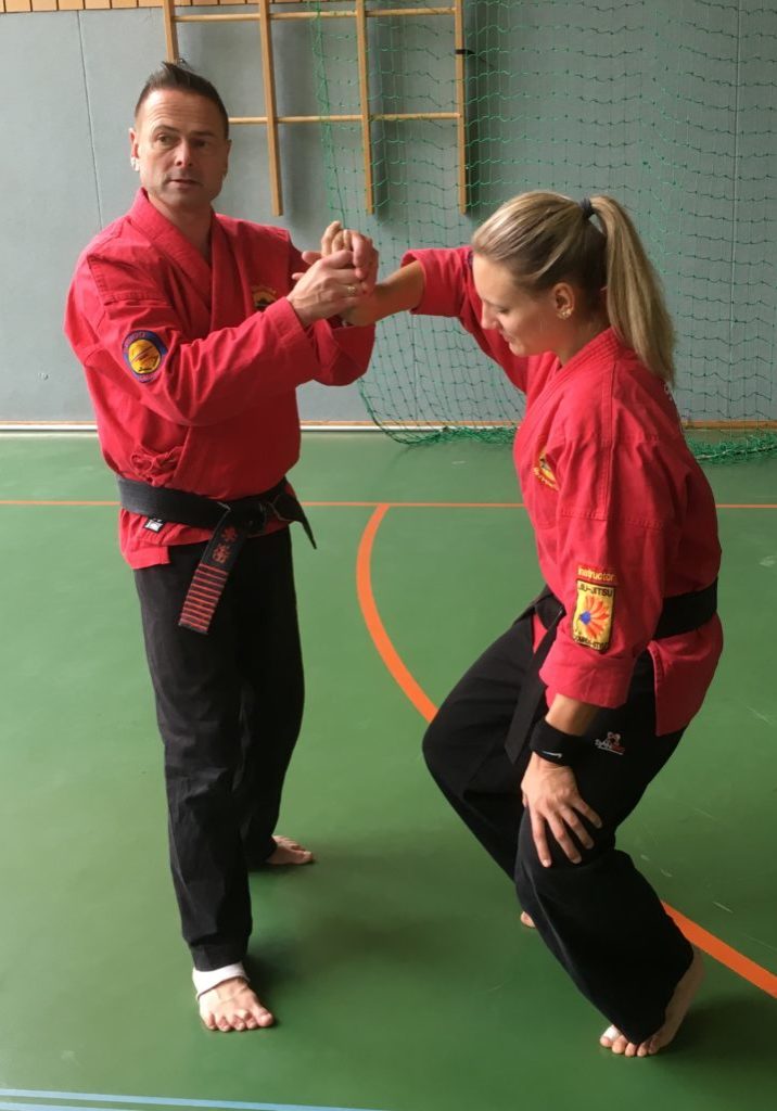 Norbert Domrös mit seiner Meisterschülerin Janina Norbert Domrös mit seiner Meisterschülerin Janina